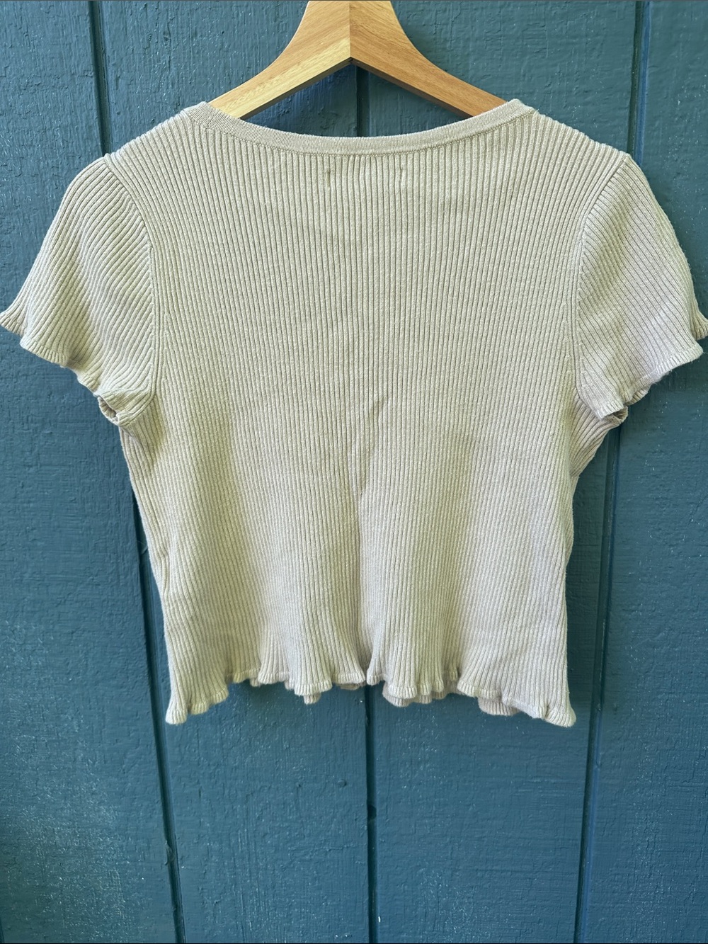 Abercrombie & Fitch Cream Ribbed Button-Front V-Neck Top - Picture 3 of 3